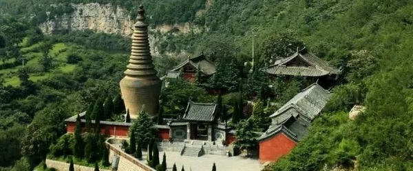 青莲寺古建艺术博物馆|佛教文化中心和自然景观胜地